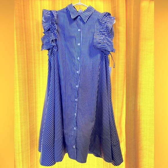 Molly Bracken Lili Sidonio striped dress. Ruffle detailing with cut outs. - Picture 2 of 6